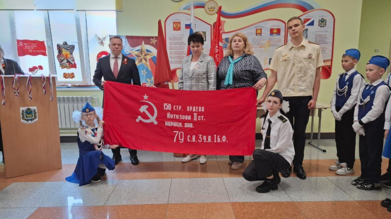 В преддверии Дня Великой победы состоялась торжественная линейка.
